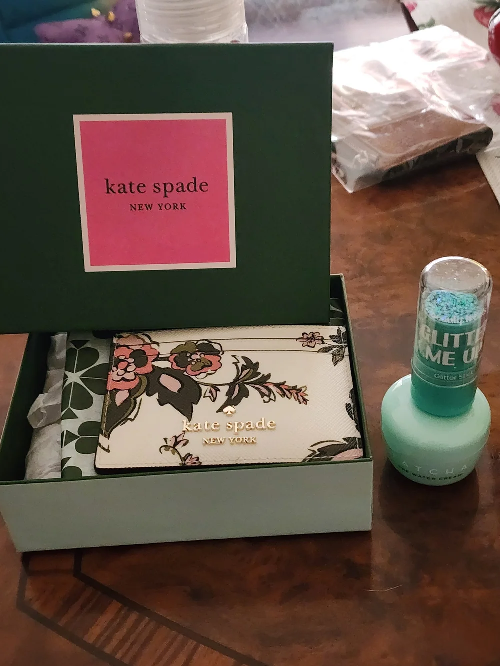 ✨️NWT Kate Spade Floral Card Holder Gift Bundle w/ Lip Care